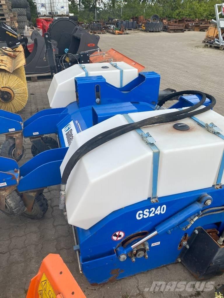  Multi Sweep 2400 mm Вакуумные уборочные машины