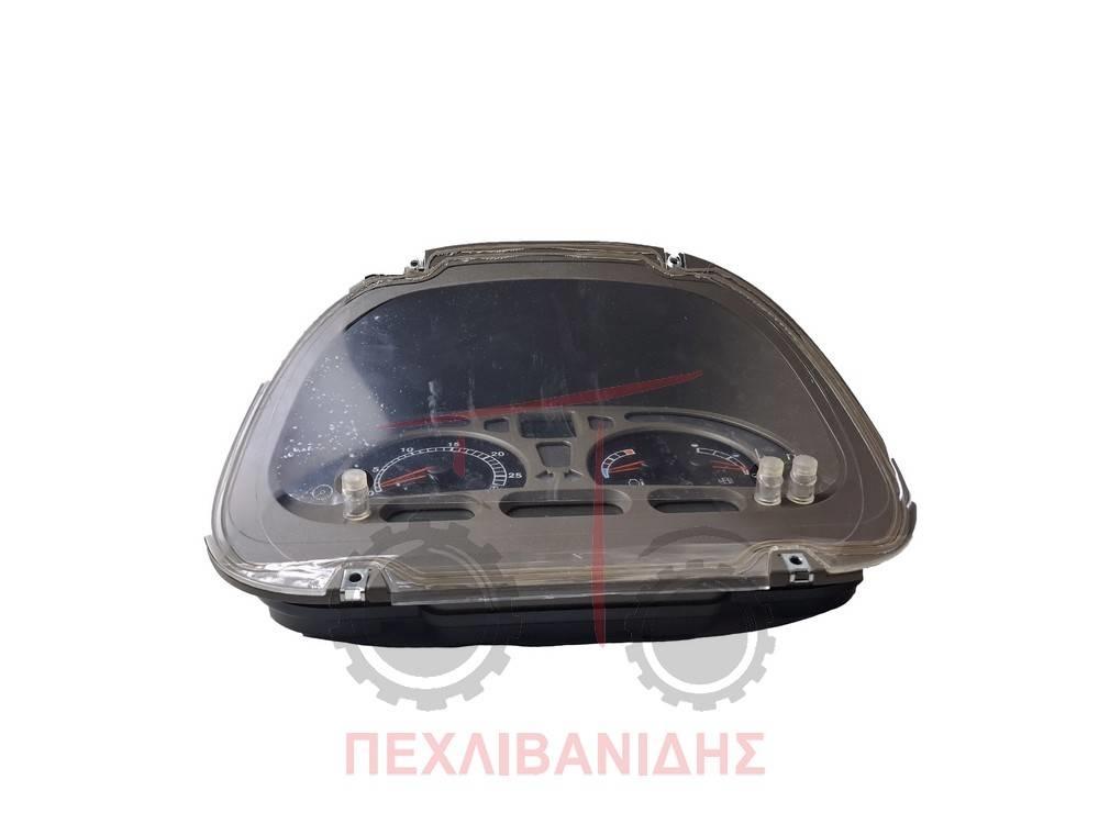 CASE maxxum Кабины