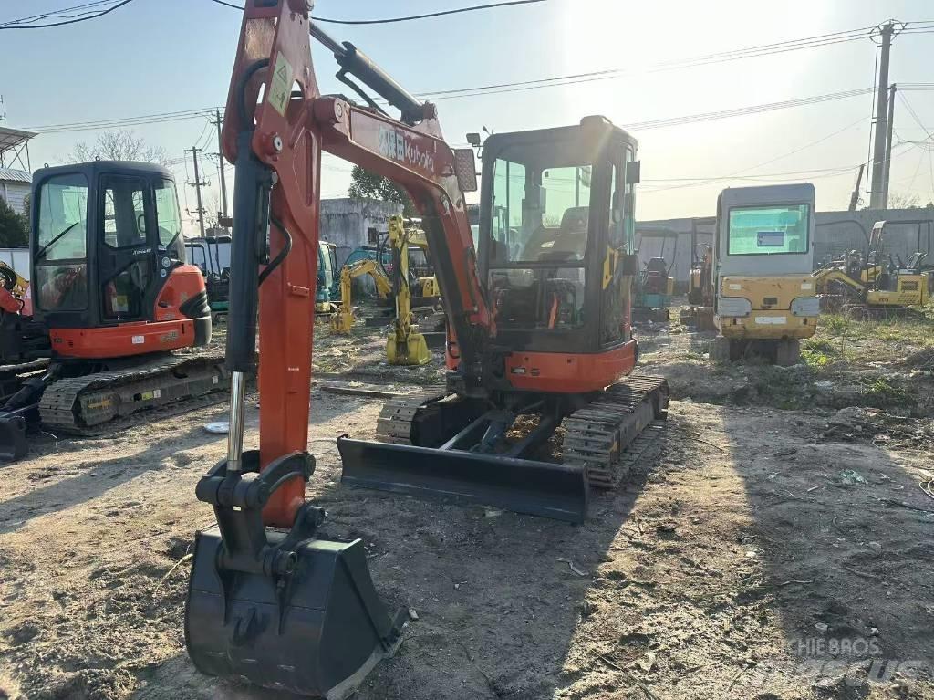 Kubota U 35 Мини-экскаваторы