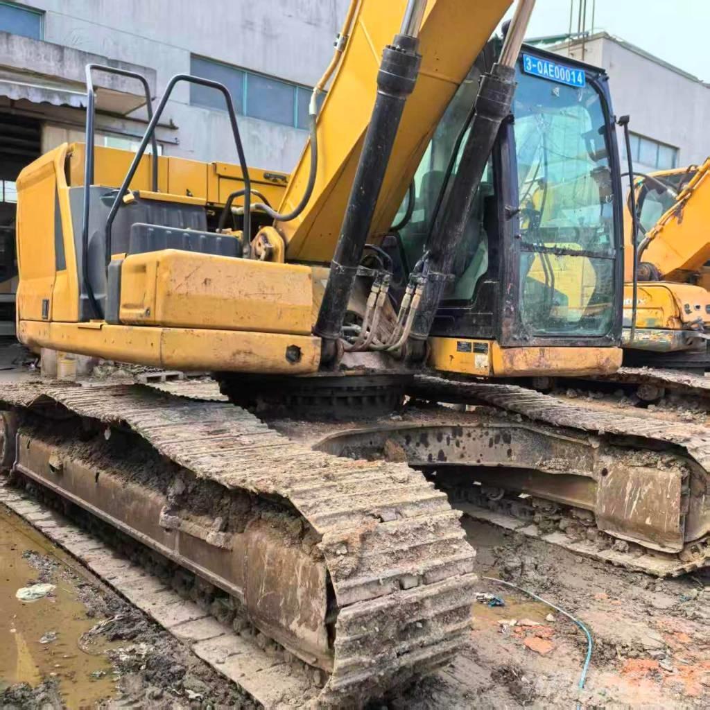 CAT 320 Гусеничные экскаваторы
