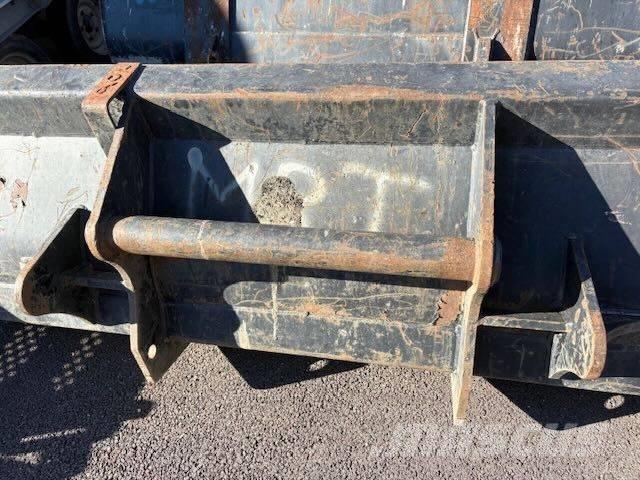 JCB godet Ковши