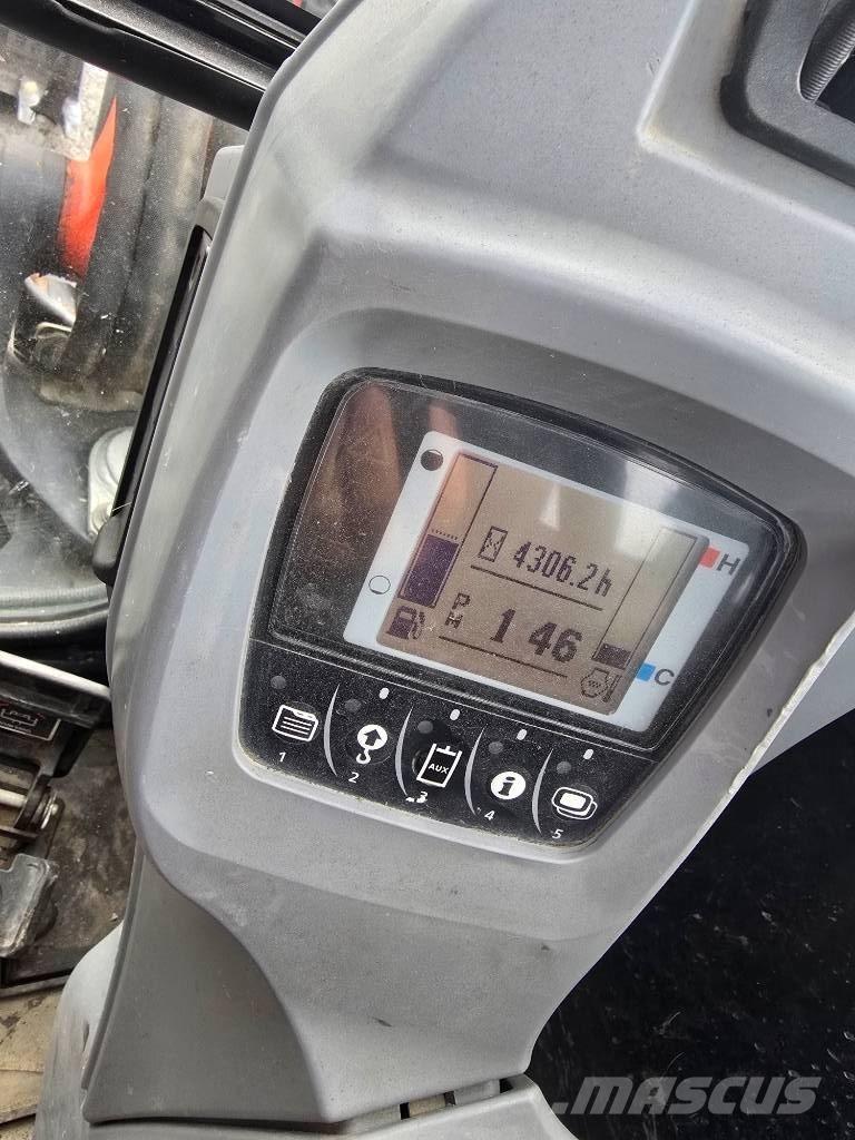 Kubota KX 040-4 Мини-экскаваторы