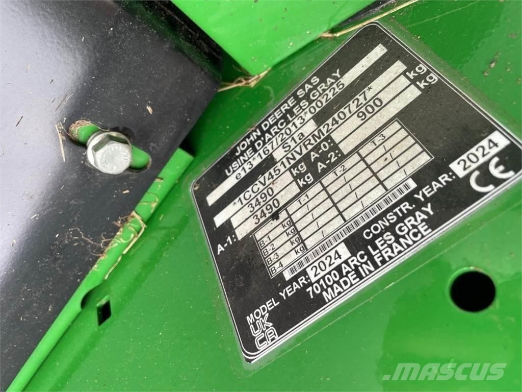 John Deere V451M Рулонные пресс-подборщики