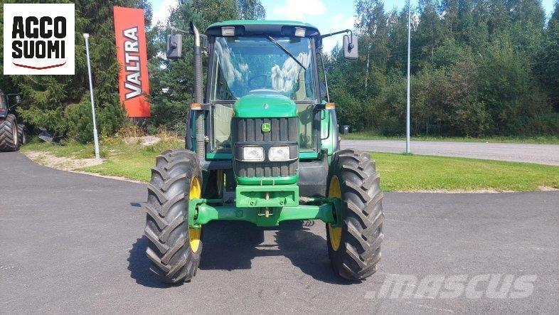 John Deere 6220 SE Трактора