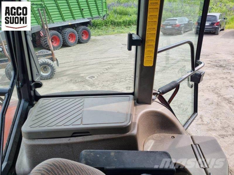 New Holland M100 Трактора