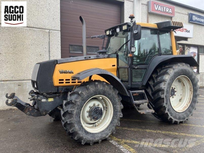 Valtra 8050 HITECH Трактора