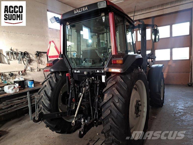 Valtra A92 Трактора