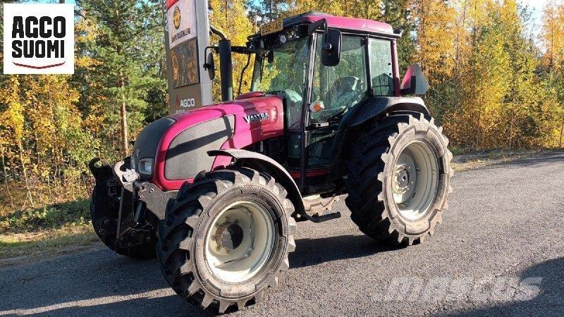 Valtra A92 Трактора