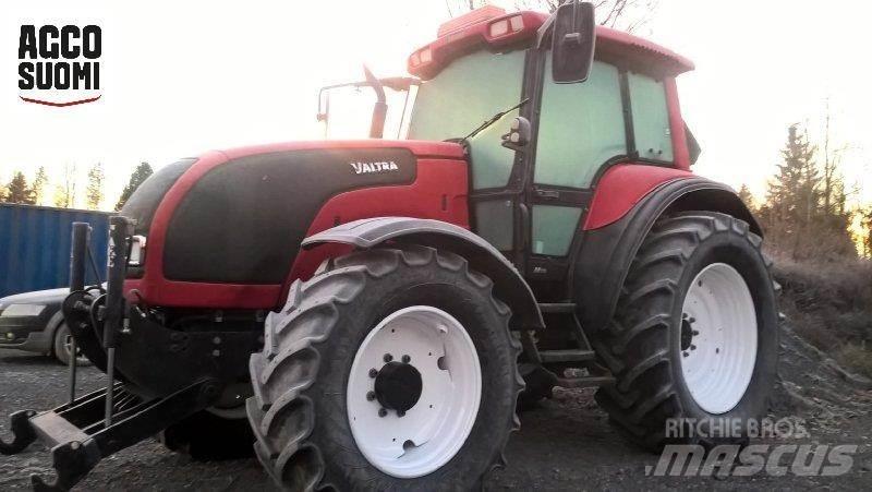 Valtra M130 Трактора