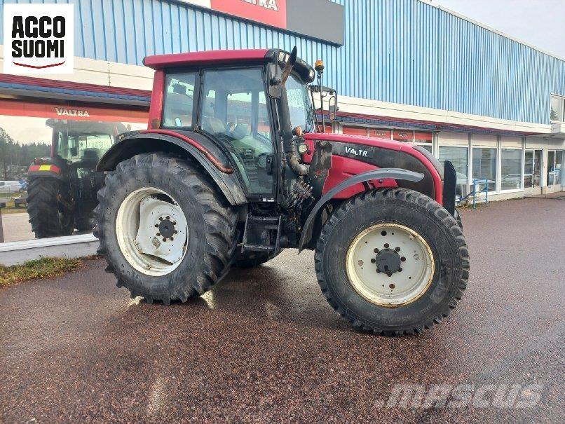 Valtra N121 ADVANCE Трактора