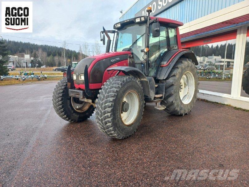 Valtra N121 ADVANCE Трактора