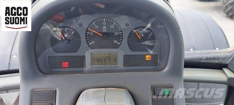 Valtra N121 H Трактора