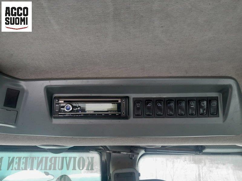 Valtra N141 H Трактора