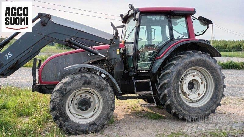 Valtra T151 H Трактора