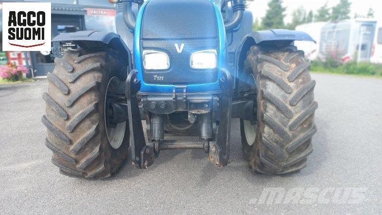 Valtra T171 H Трактора