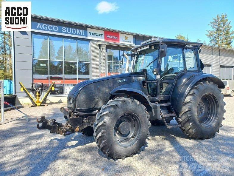 Valtra T190 Трактора