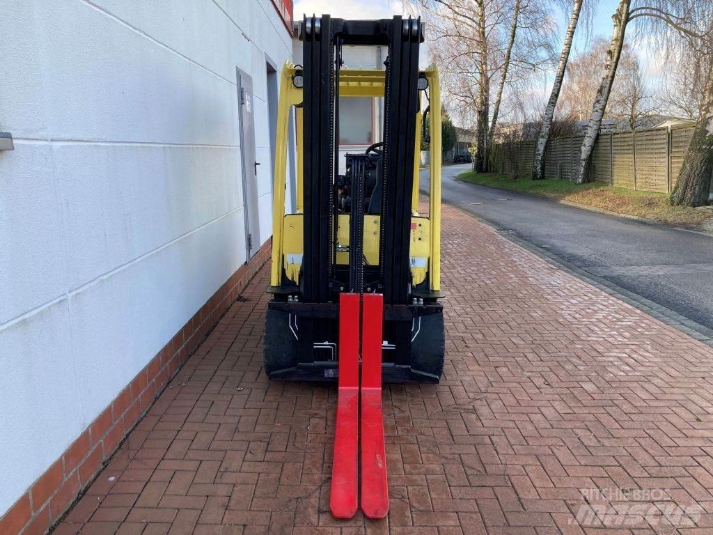 Hyster J 3.0 XN Электропогрузчики