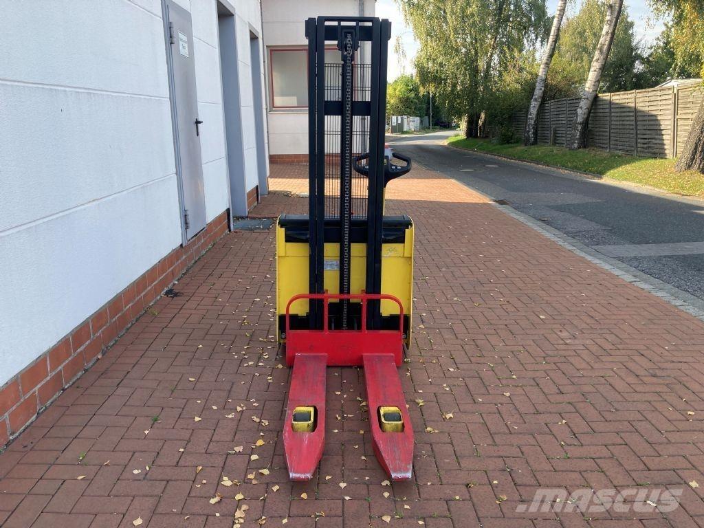 Hyster S 1.0E Ручные штабелёры с электроподъёмом