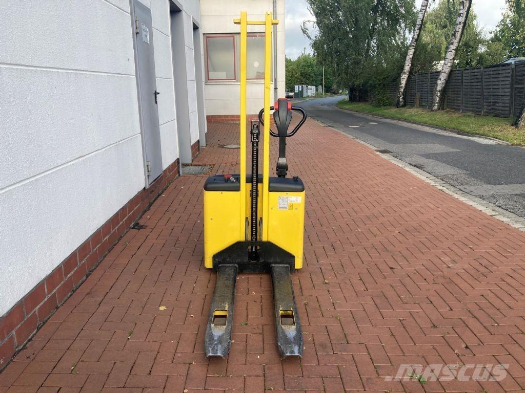 Hyster SC 1.0 Ручные штабелёры с электроподъёмом