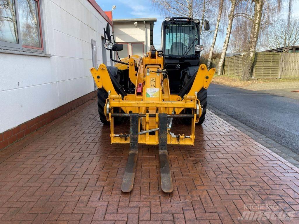 JCB 540-140 Hi Viz Телескопические погрузчики