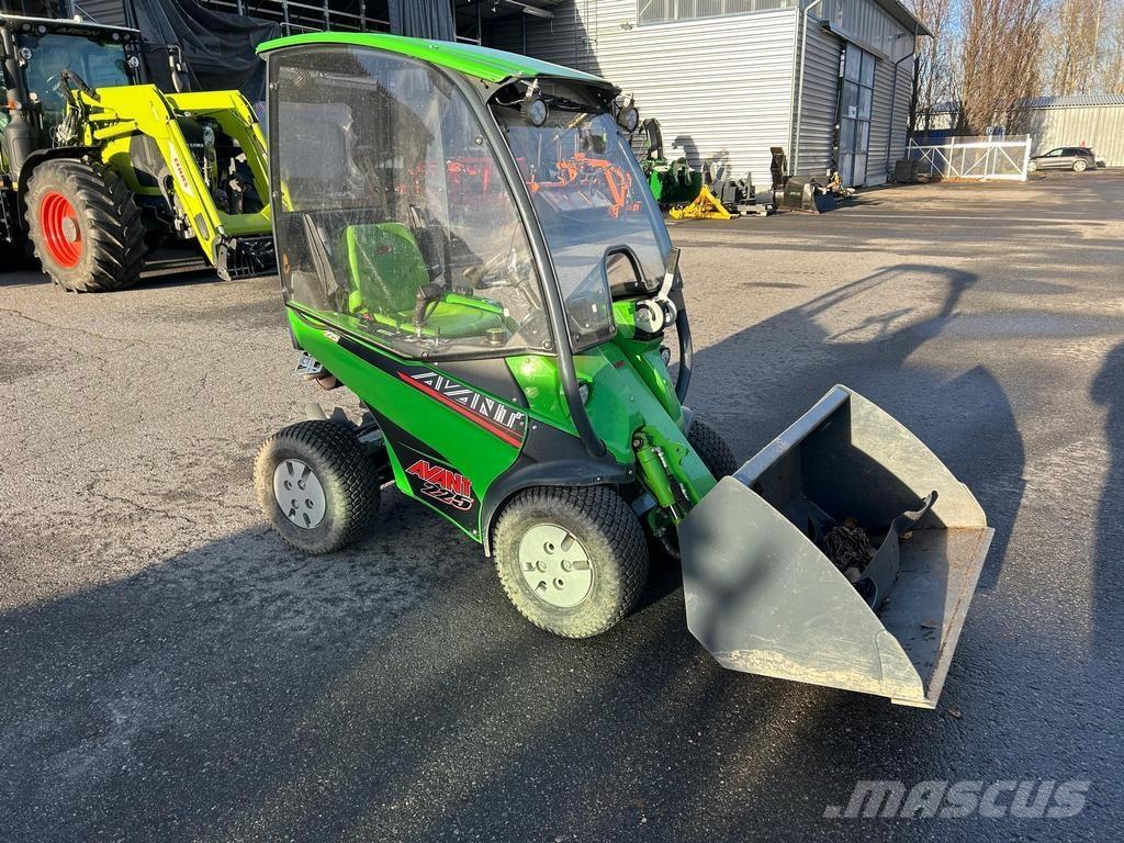 Avant 225 Многофункциональные сельскохозяйственные погрузчики