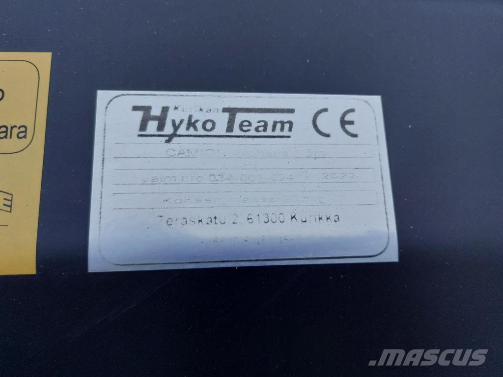 Camion  Навесные щетки