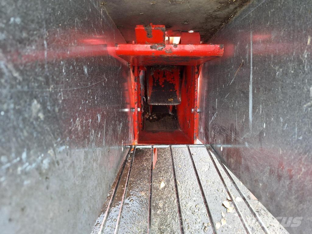 Esko 102 Снегоуборщики