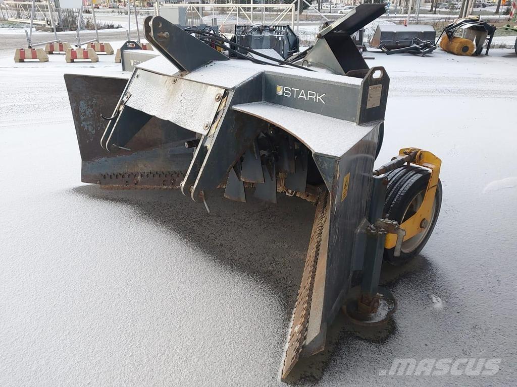 Stark  Снегоуборщики