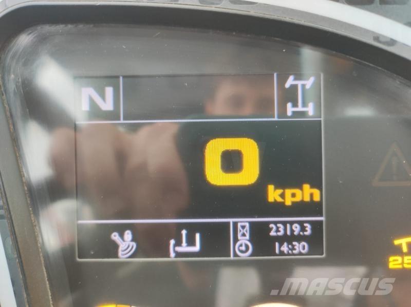 JCB 525-60 Телескопические погрузчики
