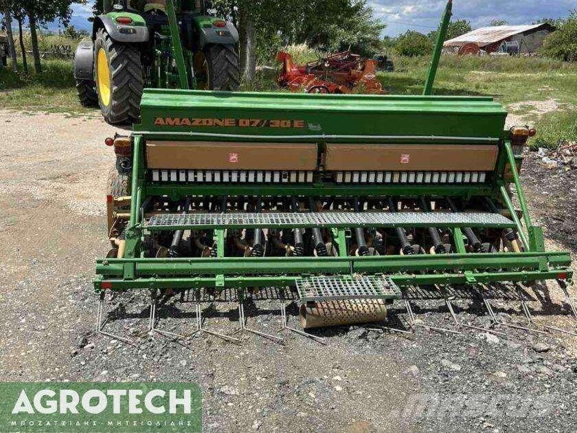 Amazone D7/30E Трактора