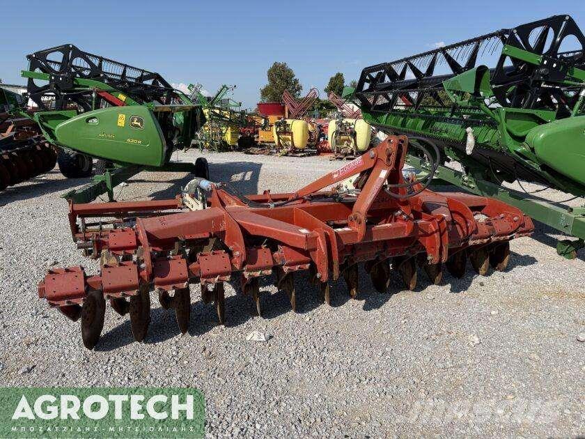  Foukas VIBPRO 400 Трактора