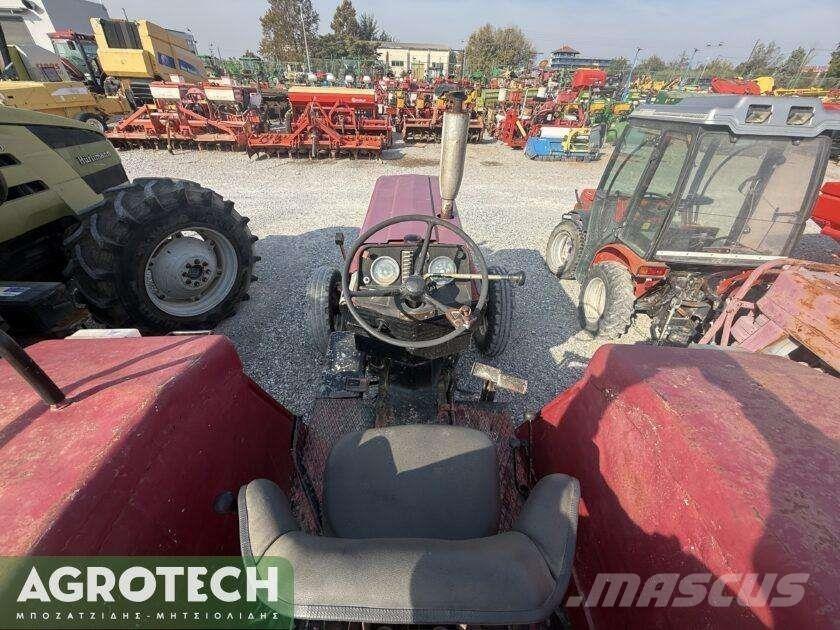 International 724 Трактора