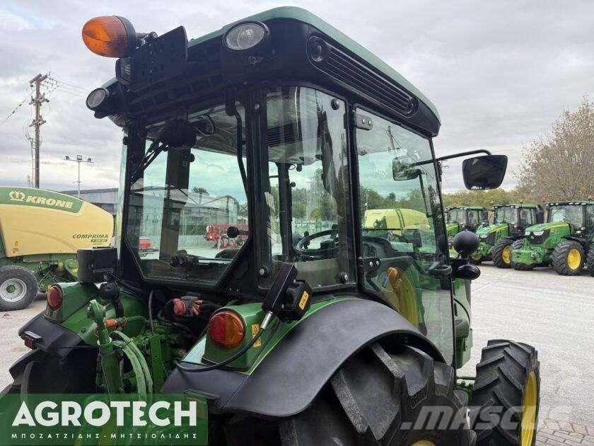 John Deere 5075 GF Трактора