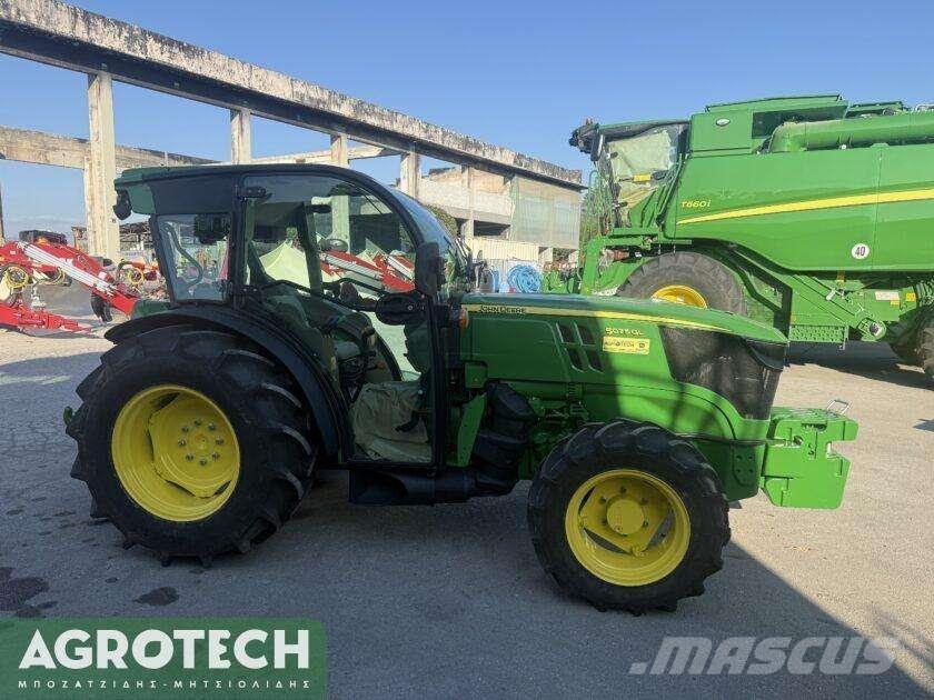 John Deere 5075 GL Трактора