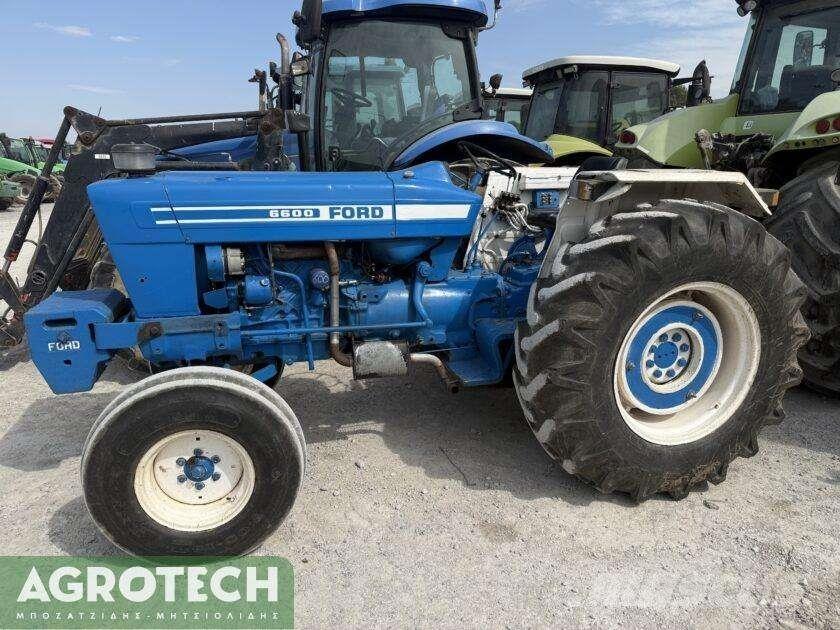 John Deere 6600 Трактора
