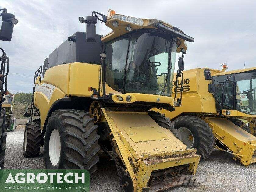 New Holland CX 880 Трактора