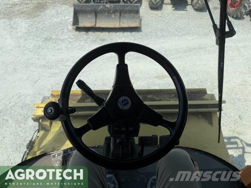 New Holland TX 68 Трактора