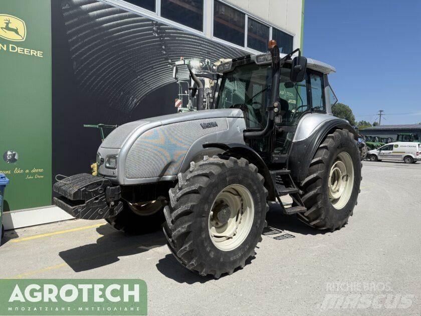 Valtra T120-4 Трактора