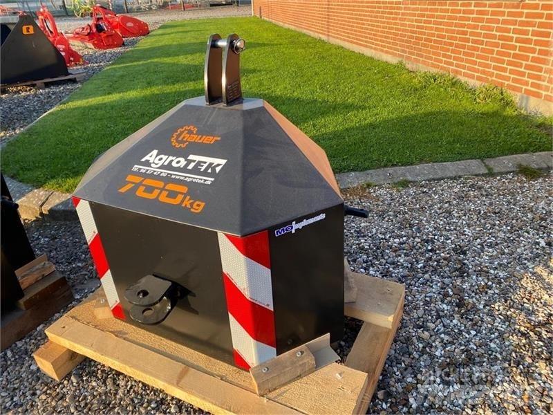 Hauer 700 KG Навесное оборудование и запчасти