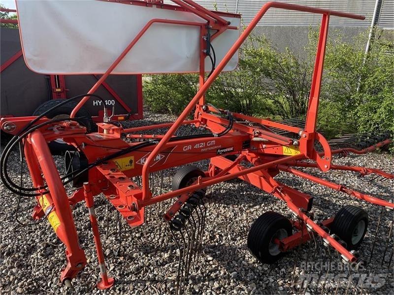 Kuhn GA4121GM Грабли-ворошилки