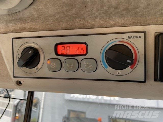Valtra S374 Трактора