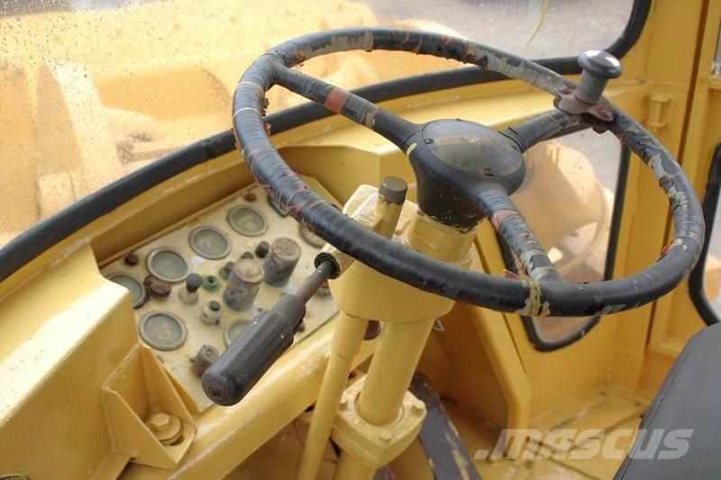 CAT 966 C Фронтальные погрузчики