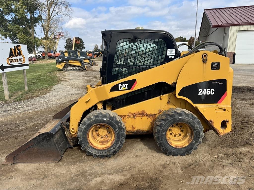 CAT 246C Мини-погрузчики