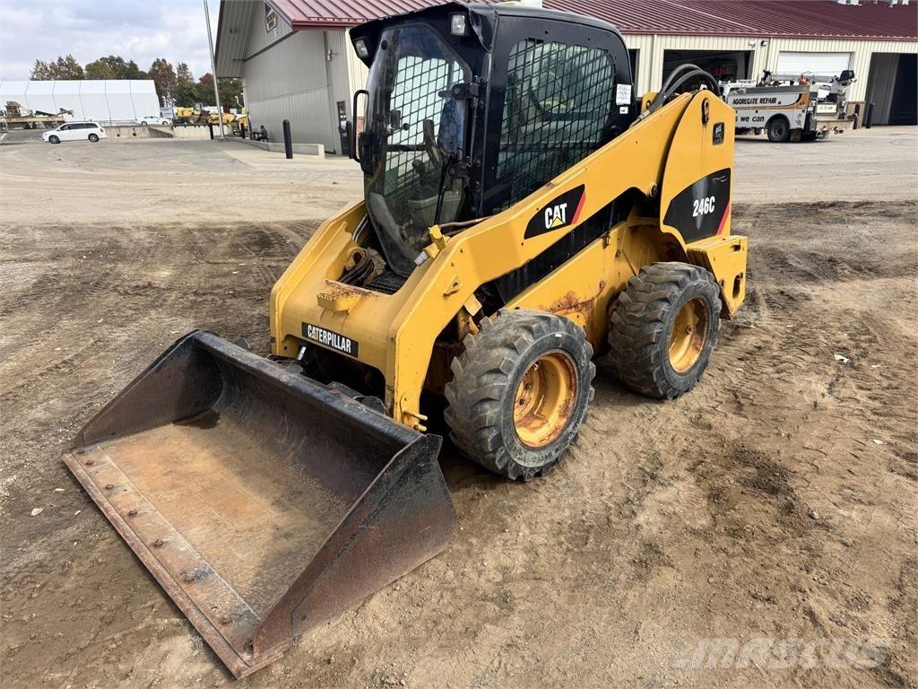 CAT 246C Мини-погрузчики