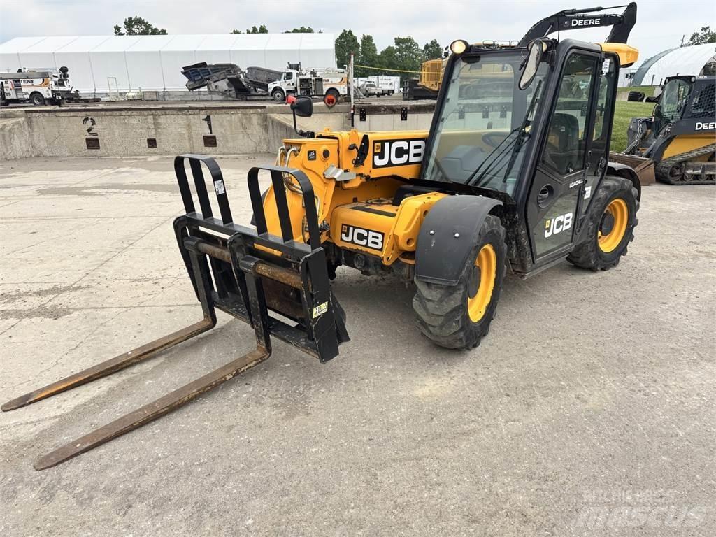 JCB 525-60 Телескопические погрузчики