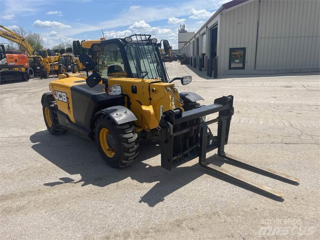 JCB 525-60 Телескопические погрузчики