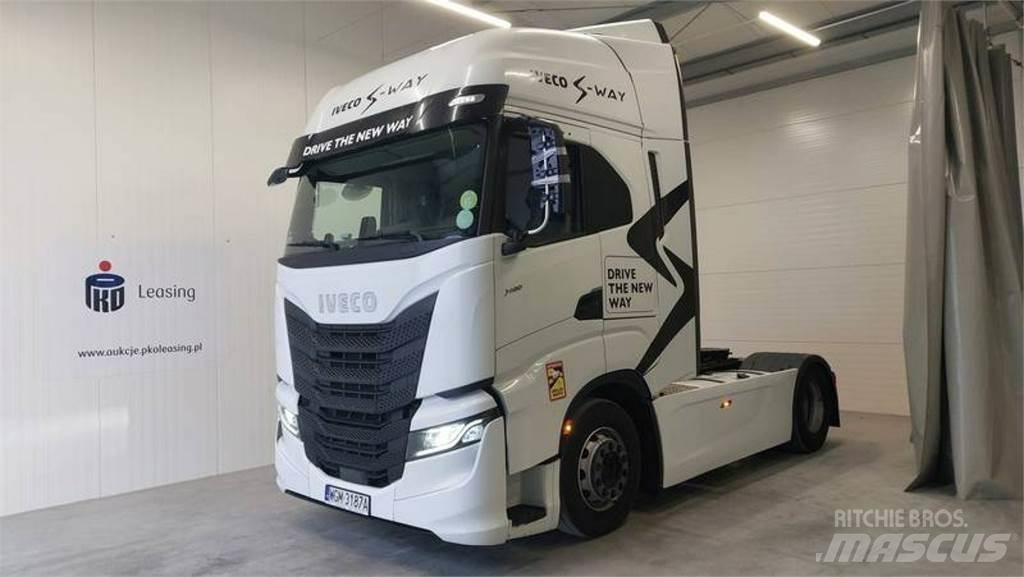 Iveco AS Седельные тягачи