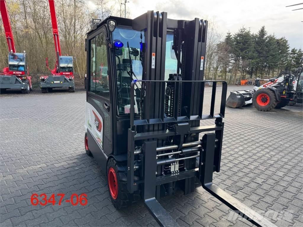 Bobcat B 35 X - 7 Plus Электропогрузчики