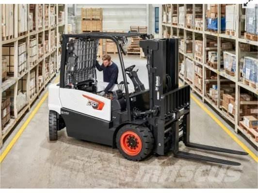 Bobcat B 50 X-7 Электропогрузчики