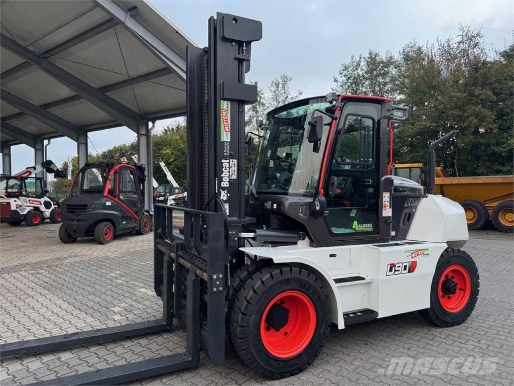 Bobcat D 90 S 9 Дизельные погрузчики